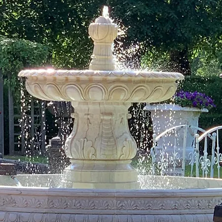 Bed & Breakfast Le Chateau Des Reves De Fresnel La Ferté-Frênel