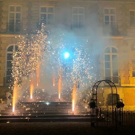Le Chateau Des Reves De Fresnel Frühstückspension *