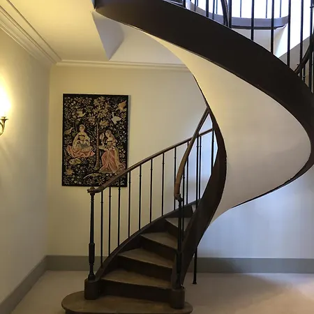 Le Chateau Des Reves De Fresnel Frühstückspension