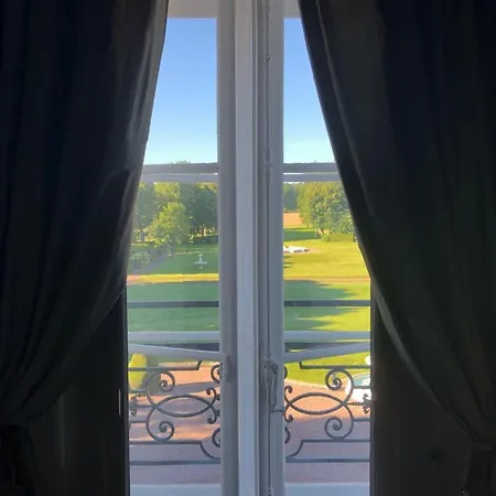 Bed & Breakfast Le Chateau Des Reves De Fresnel *