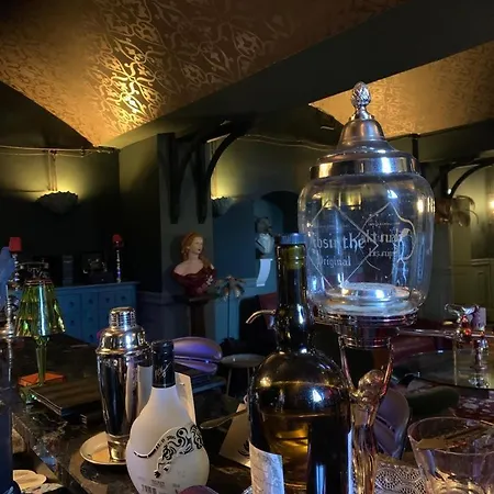 Le Chateau Des Reves De Fresnel Frühstückspension *