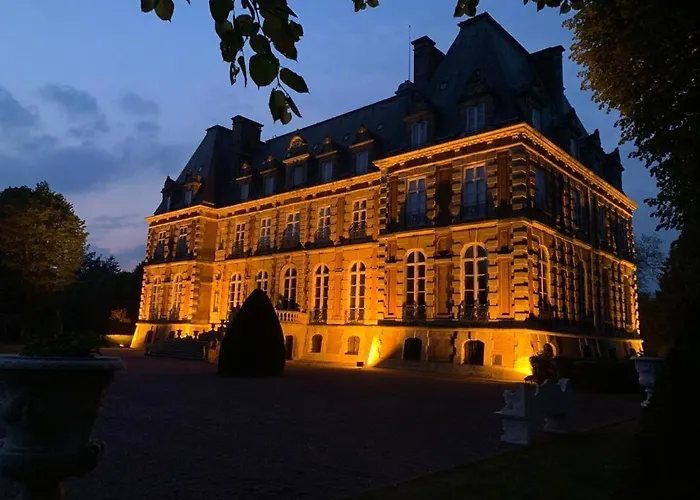 Le Chateau Des Reves De Fresnel Bed & Breakfast